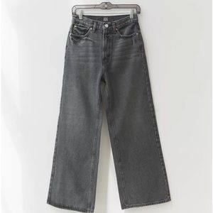 Wide leg BDG jean
